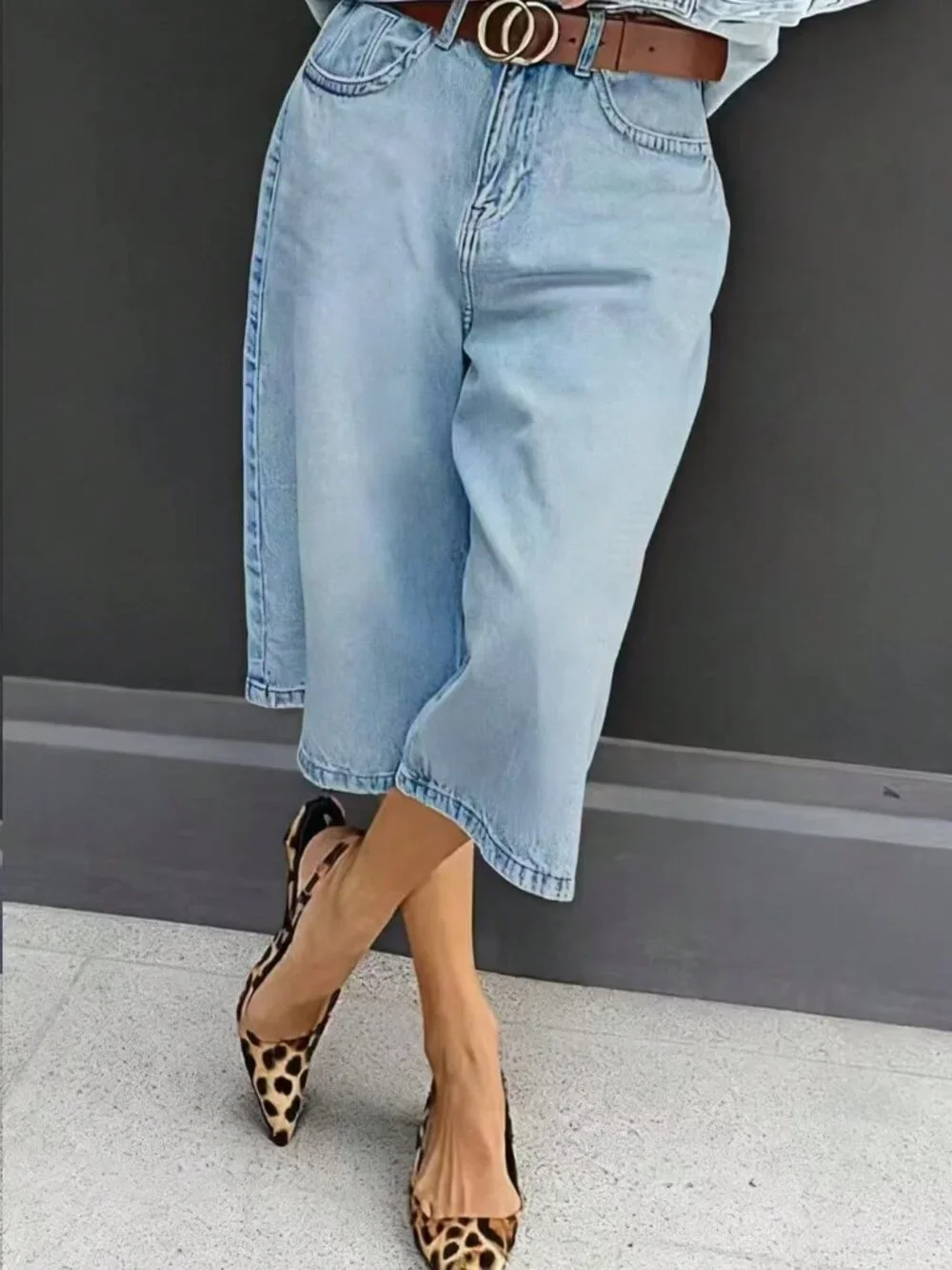 Light Blue Casual Women's Denim Bermuda Shorts with Buttons